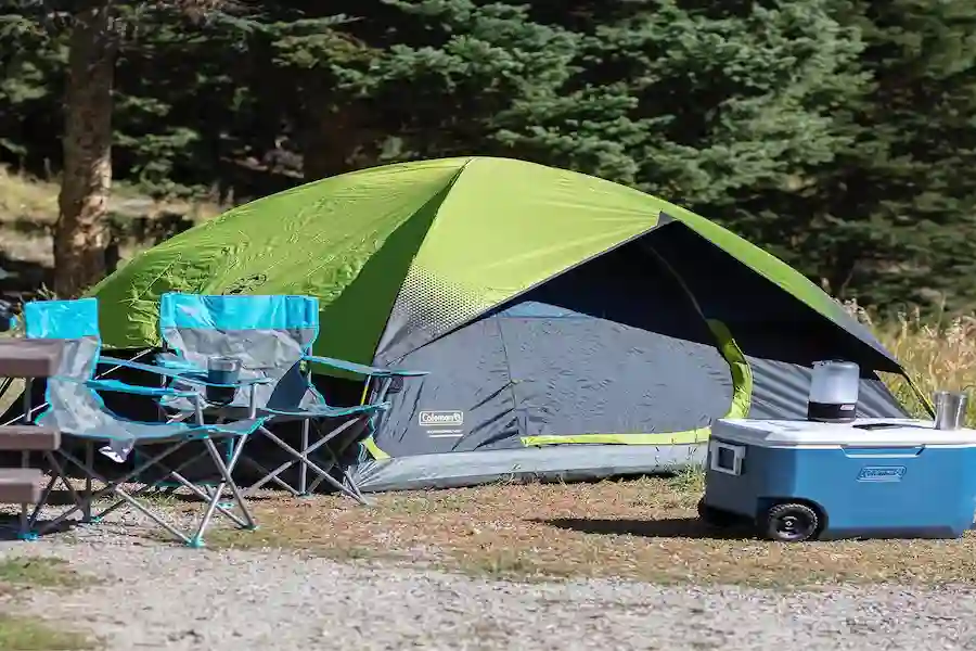 Pros and Cons of 4-Person Tent