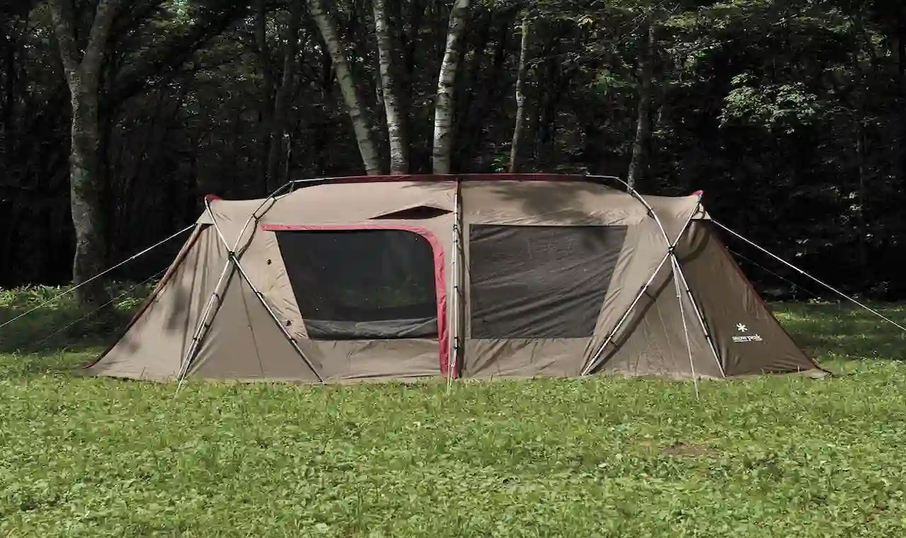 How To Lock A Tent At Night?